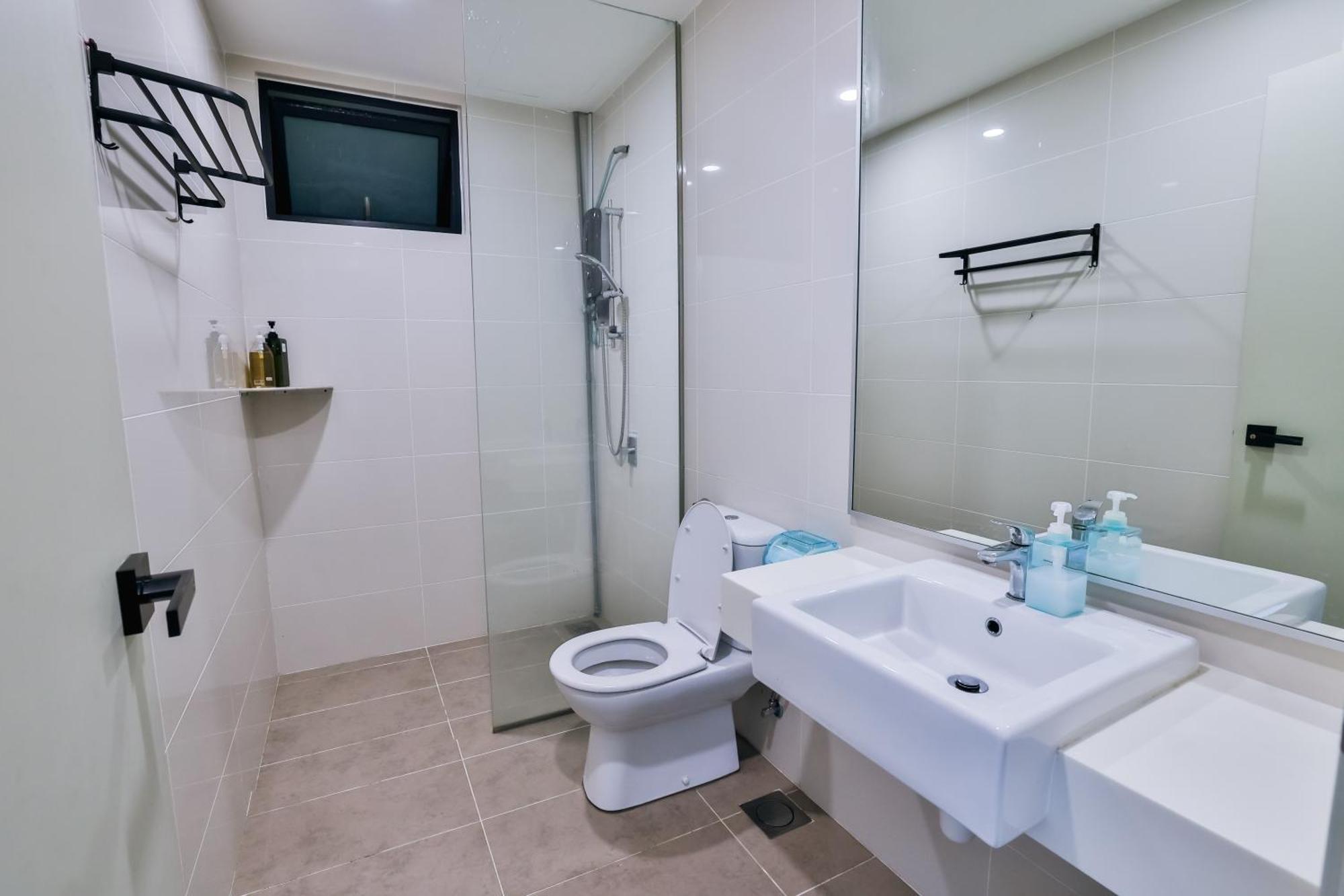 Apartment Southkey 2br, 5-7 Pax, Wifi, Mid Valley Jb,free Parking *
