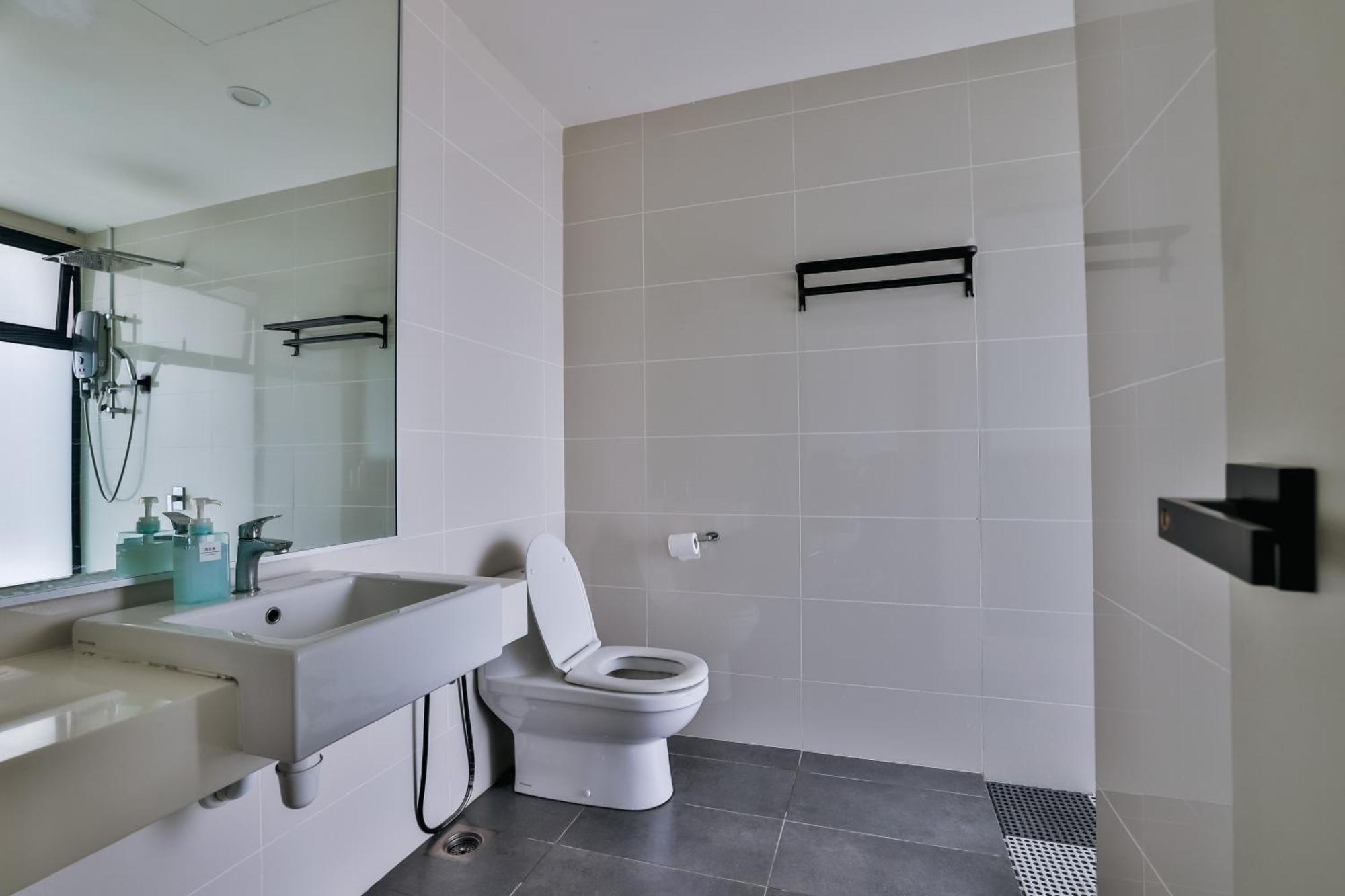 Southkey 2br, 5-7 Pax, Wifi, Mid Valley Jb,free Parking Johor Bahru