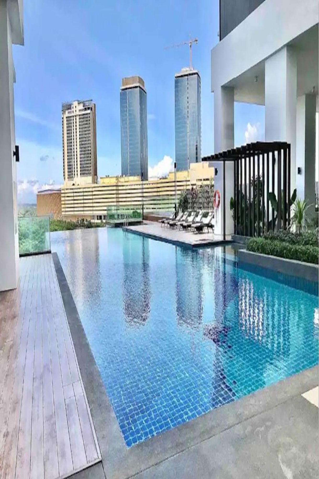 Southkey 2br, 5-7 Pax, Wifi, Mid Valley Jb,free Parking Apartment
