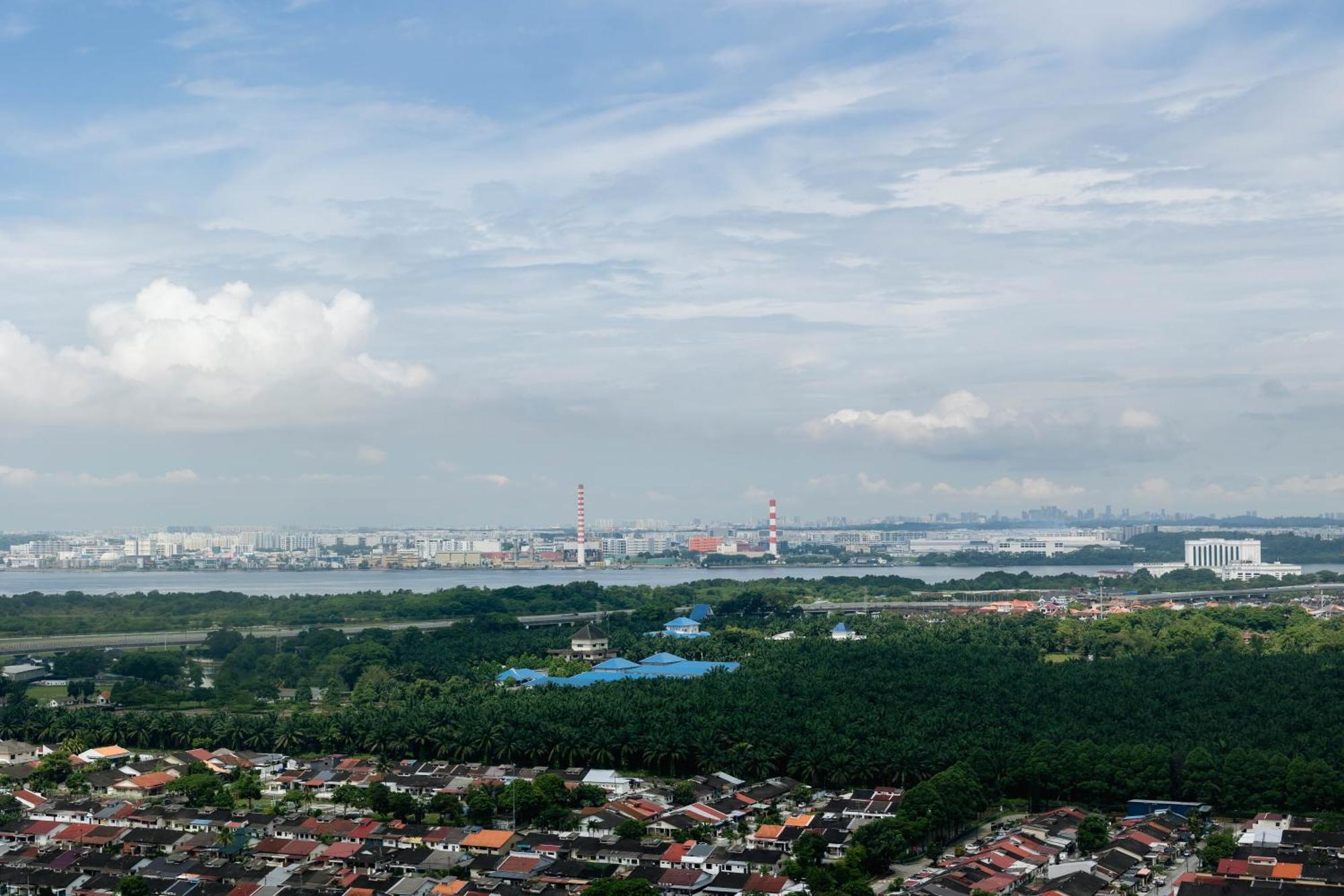 Southkey 2br, 5-7 Pax, Wifi, Mid Valley Jb,free Parking Pangsapuri Johor Bahru